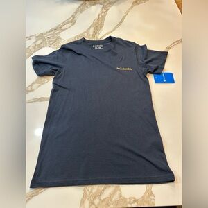 Columbia  shirt‎ NTW size small